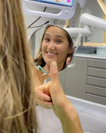 Стоматологический процесс лечения, который заставляет вас чувствовать себя лучше с каждым визитом.